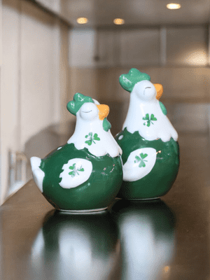 Irish Hens Salt and Pepper Set - Murphy's Hen House