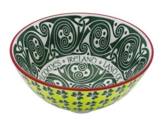 One Hundred Thousand Welcomes Bowl 4