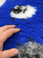 Pawstrading™ Anti-Slip Backed Veterinary Fleece Bedding Dog Bed / Mat BLUE SHEEP