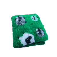 Pawstrading™ Anti-Slip Backed Veterinary Fleece Bedding Dog Bed / Mat GREEN SHEEP