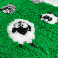 Pawstrading™ Anti-Slip Backed Veterinary Fleece Bedding Dog Bed / Mat GREEN SHEEP