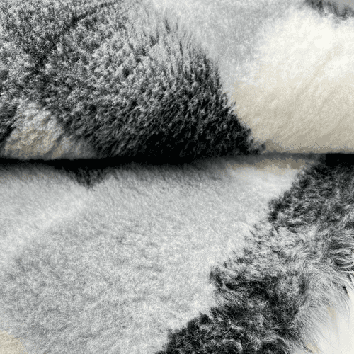 Pawstrading AntiSlip Backed Veterinary Fleece Bedding Dog Bed / Mat