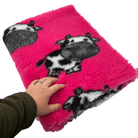 Pawstrading™ Anti-Slip Backed Veterinary Fleece Bedding Dog Bed / Mat PINK COW