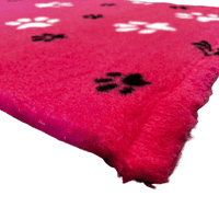 Pawstrading™ Anti-Slip Backed Veterinary Fleece Bedding Dog Bed / Mat PINK DUO