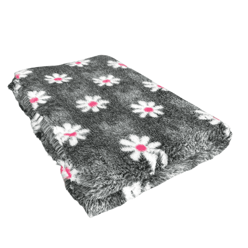 Pawstrading™ GREY PINK DAISY Anti-Slip Backed Veterinary Fleece Bedding Vet Bed Mat