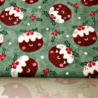 Pawstrading™ Premium Christmas Pudding Pud Anti-Slip Backed Vet Bedding Fleece Bed