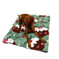Pawstrading™ Premium Christmas Pudding Pud Anti-Slip Backed Vet Bedding Fleece Bed
