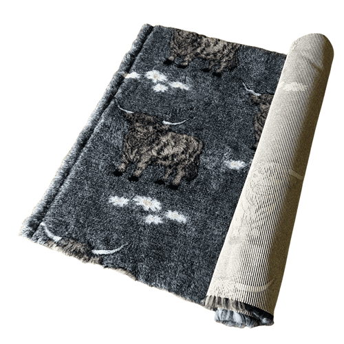 Pawstrading™ Premium HIGHLAND Cow Daisy  Malb Anti-Slip Backed Veterinary Fleece Bedding Vet Bed