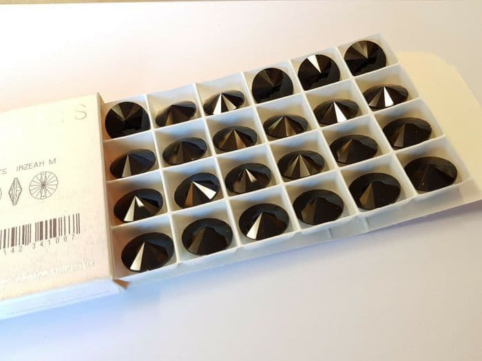 24 Swarovski Buttons 18mm Diameter Jet Black Crystal Glass Round sew On 3015