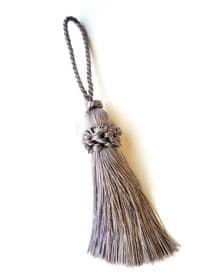 Mauve key tassel - 10cm + loop - Luxury blind cushion curtain or fabric trim