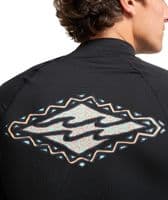 BILLABONG MENS RASH GUARD VEST.BLACK RE ISSUE BACKPRINT UPF50+ SURFER TOP S26