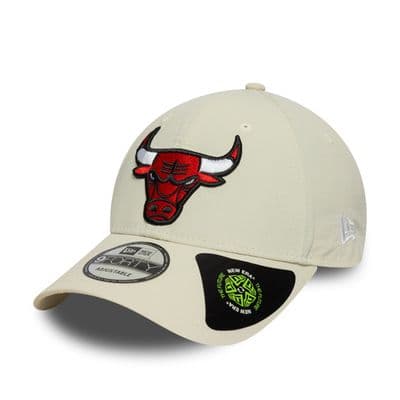 NEW ERA CHICAGO BULLS BASEBALL CAP.9FORTY RECYCLED CREAM ADJUSTABLE NBA HAT W25