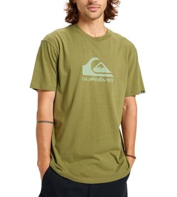 QUIKSILVER MENS T SHIRT.COMP LOGO ARMY GREEN COTTON SHORT SLEEVED TOP TEE W25