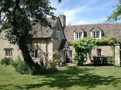 Angells House Dog Friendly Bed & Breakfast Cirencester Gloucestershire