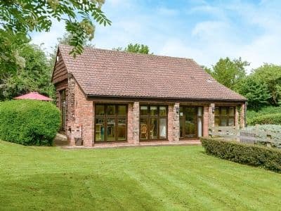Beautiful Barn Cottage Nr Taunton, Somerset