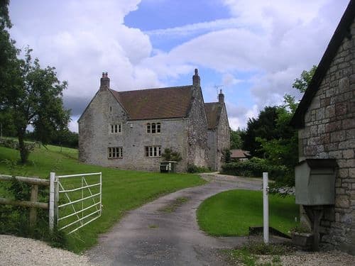Cools Farm Cottages Tisbury Wiltshire Pets welcome