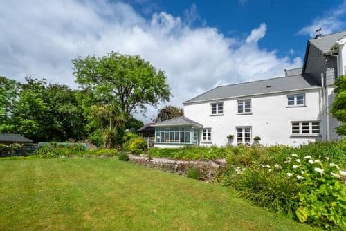 Cottages with dogs Tavistock Devon