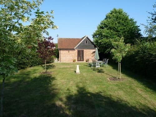 Periwinkle Dog Friendly Cottage Sea Palling Norfolk