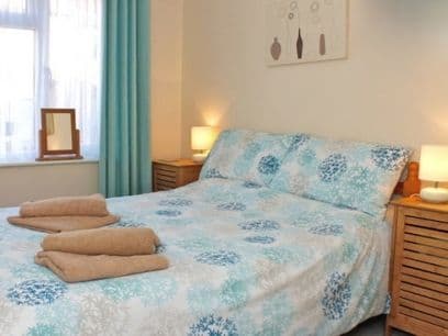 Pet Friendly Apartment Whitstable Kent - Sleeps 5
