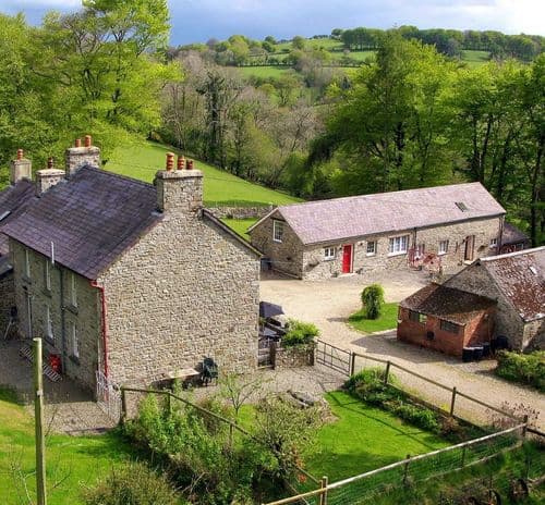 Valley holiday cottages Llandysul Ceredigion