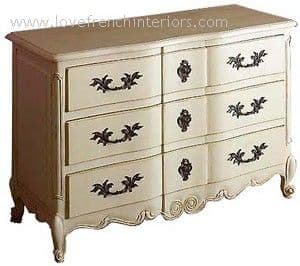 Bow Fronted 3 Drawer Chest