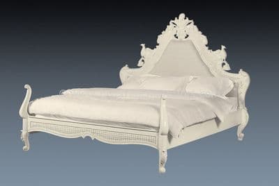 Candice Hawk Bed in Antique White
