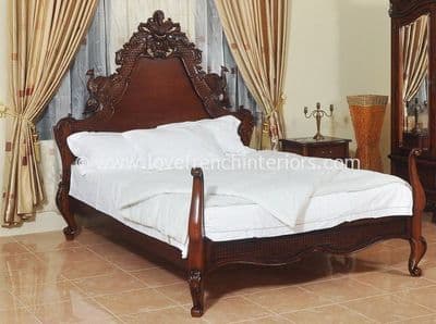 Candice Hawk Bed in Mahogany