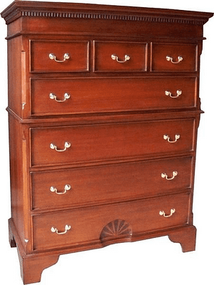 Chest on a Chest with 7 Drawers