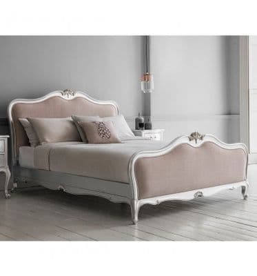 Chic Upholstered Bed in Silver