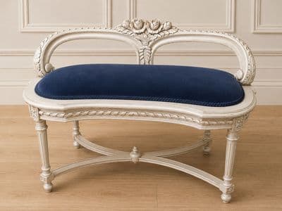 Delphine Rose Stool