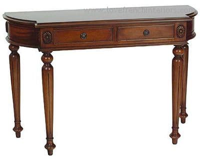 Elegant Console Table in Mahogany