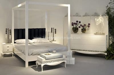 Four Poster Bed in Glossy White