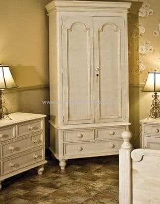 Juline Bespoke Double Wardrobe 'A'