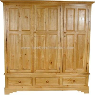 Juline Bespoke Triple Wardrobe 'B'