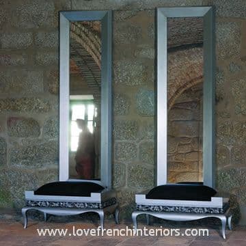 Luxus Mirror and Stool