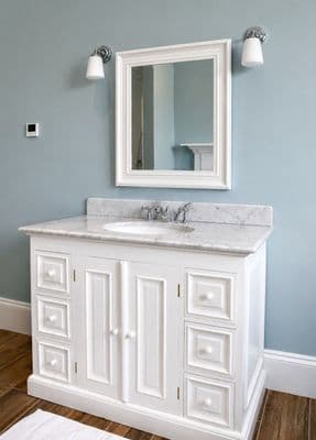 Single Sink Vanity with Two Doors and Six Drawers