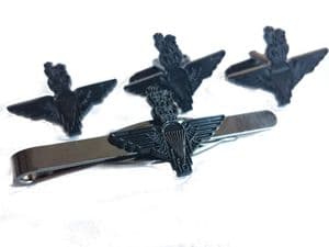Parachute Regiment Lapel Badge, Cufflinks and Tie Clip Gift Set Subdued Black