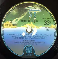 BLACK SABBATH Master Of Reality Vinyl Record LP Vertigo 1973 Rare Spaceship Label Laminated Box