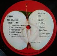 THE BEATLES 1962-1966 Vinyl Record 2 LP Apple 1980 PCSP 717 The Red Album Mixed-Master Hybrid Press