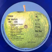 THE BEATLES 1967-1970 Vinyl Record 2 LP Apple 1978 Blue Vinyl Album UK Pressing Laminated HTM Cut