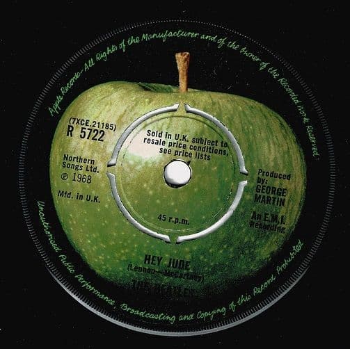 THE BEATLES Hey Jude Vinyl Record 7 Inch Apple 1968 Original Single R 5722 4-Prong Dark Green Label