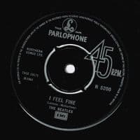 THE BEATLES I Feel Fine Vinyl Record 7 Inch Parlophone 1976 UK Single Green Picture Sleeve R 5200 -2