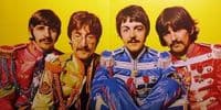 THE BEATLES Sgt. Pepper's Lonely Hearts Club Band Vinyl Record LP French Apple 1977 Pathé Marconi