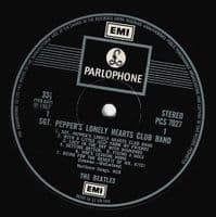 THE BEATLES Sgt. Pepper's Lonely Hearts Club Band Vinyl Record LP Parlophone 1976 Two EMI Box Album