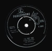 THE BEATLES She Loves You Vinyl Record 7 Inch Parlophone 1963 Northern Songs R5055 1N 45rpm Single