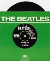 THE BEATLES She Loves You Vinyl Record 7 Inch Parlophone 1976 45rpm Green Picture Sleeve Reissue Pop