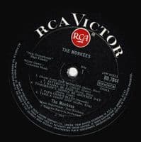 THE MONKEES The Monkees Vinyl Record LP RCA Victor 1966.