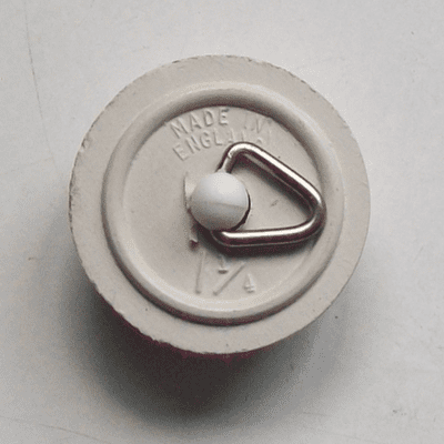 White 1.1/4 Tapered Small Rubber Plug - 74000280