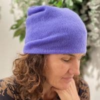 Cashmere Beanie Hat < Fashion accessories | PLUM & IVORY LTD