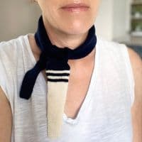 Cashmere Wool Triangle Neck Scarf I PLUM & IVORY